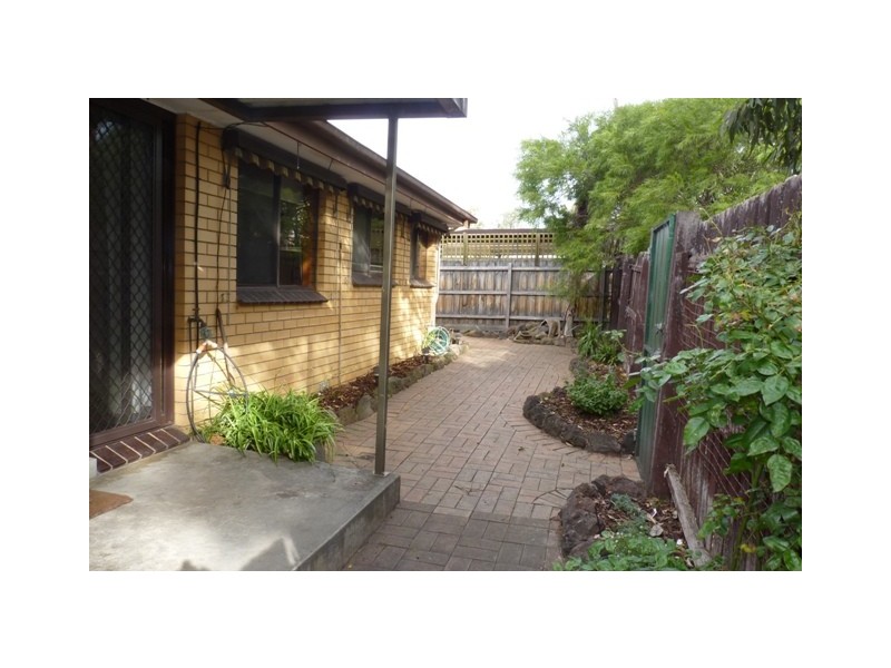 4/35 Warner Street, Essendon VIC 3040