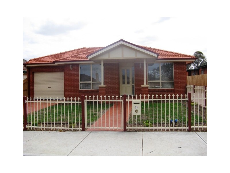 32 Shaw Street, Niddrie VIC 3042