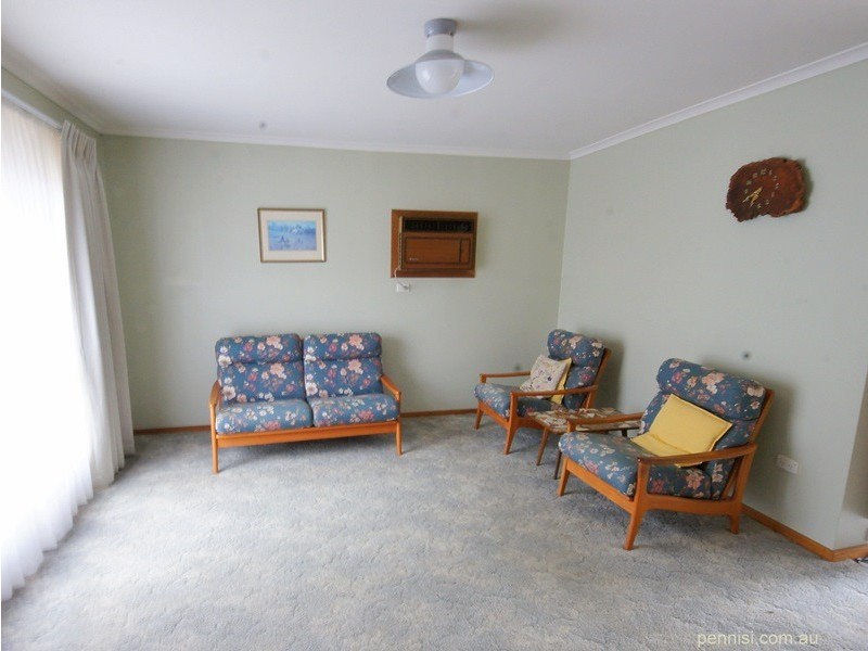 15 Gilbertson Street, Essendon VIC 3040