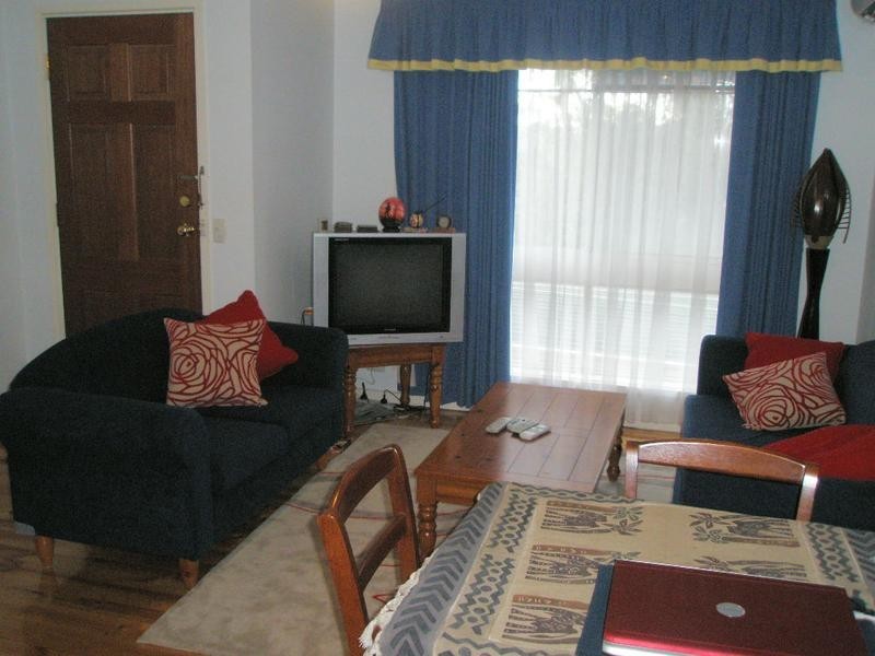 3/32 Spring Street, Niddrie VIC 3042