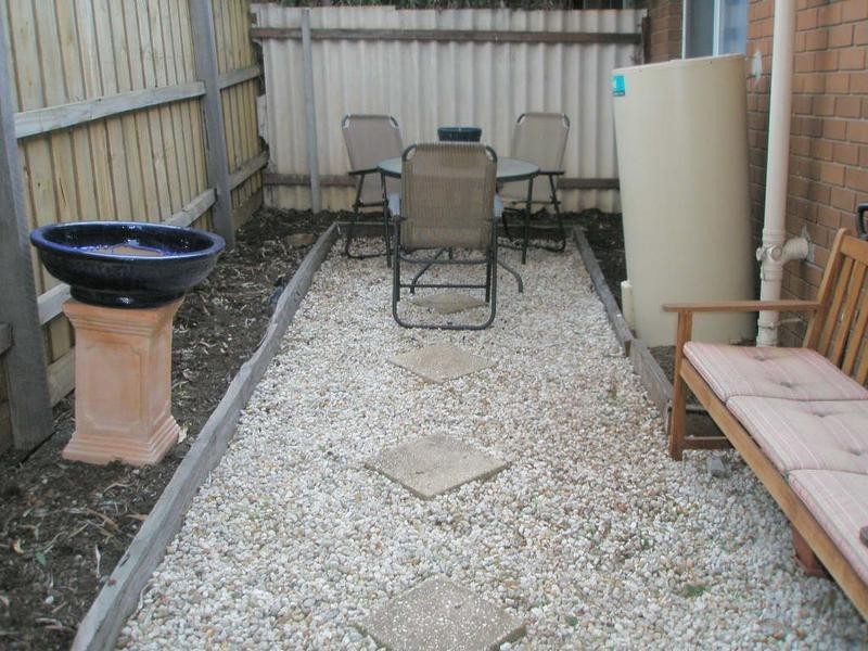 3/32 Spring Street, Niddrie VIC 3042