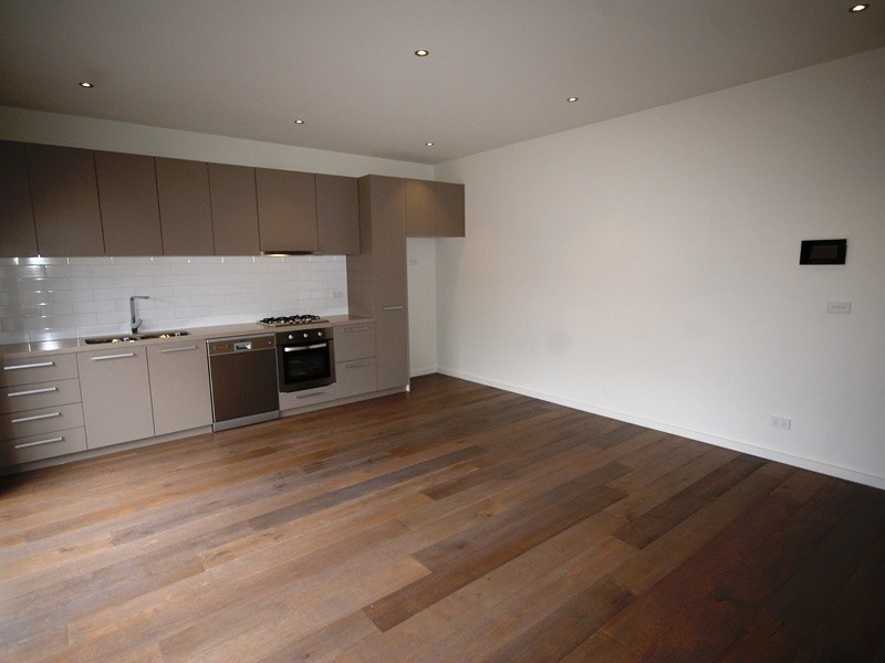 5/14 Leonard Crescent, Ascot Vale VIC 3032