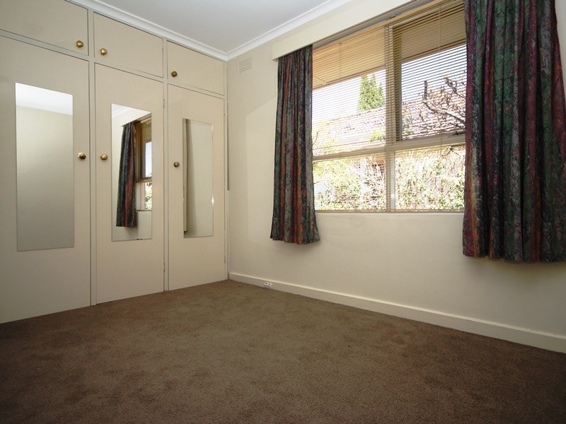 11/37 Grice Crescent, Essendon VIC 3040