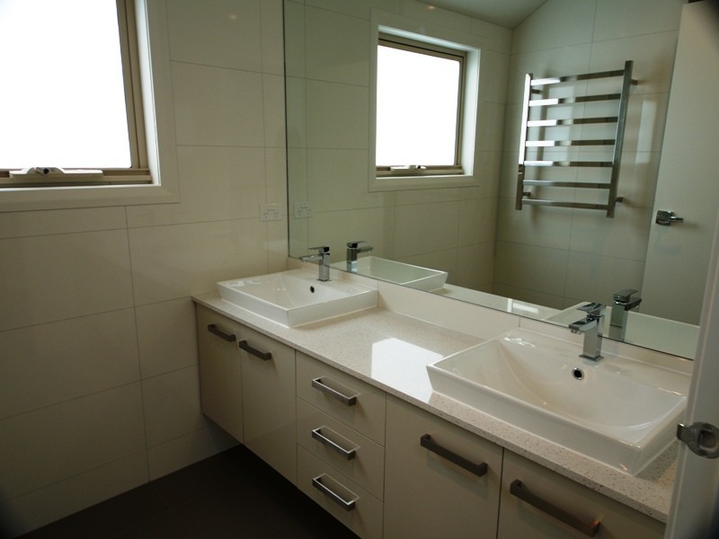 72A Grandview Avenue, Pascoe Vale South VIC 3044