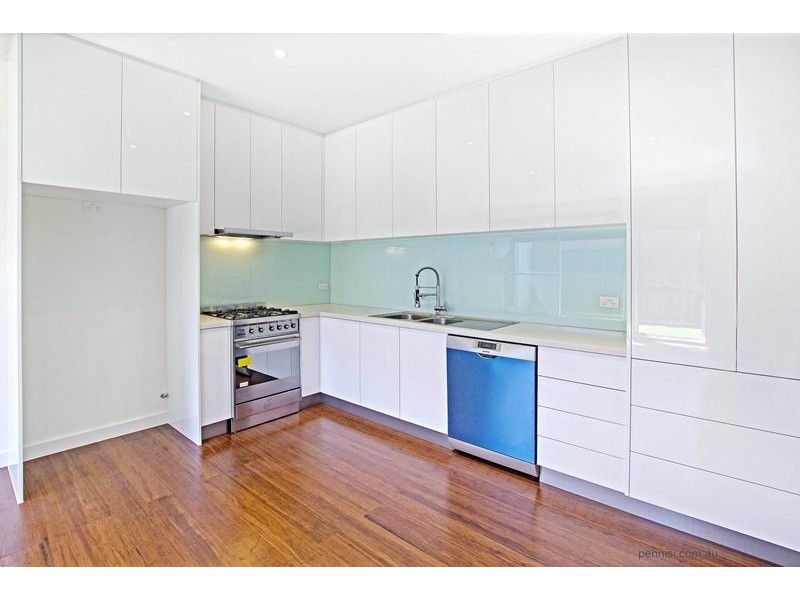 3/3 Prince Street, Essendon North VIC 3041