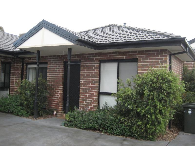 4/38-40 Gladstone Pde, Glenroy VIC 3046