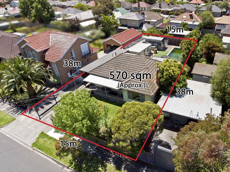 10 Etzel Street, Airport West VIC 3042