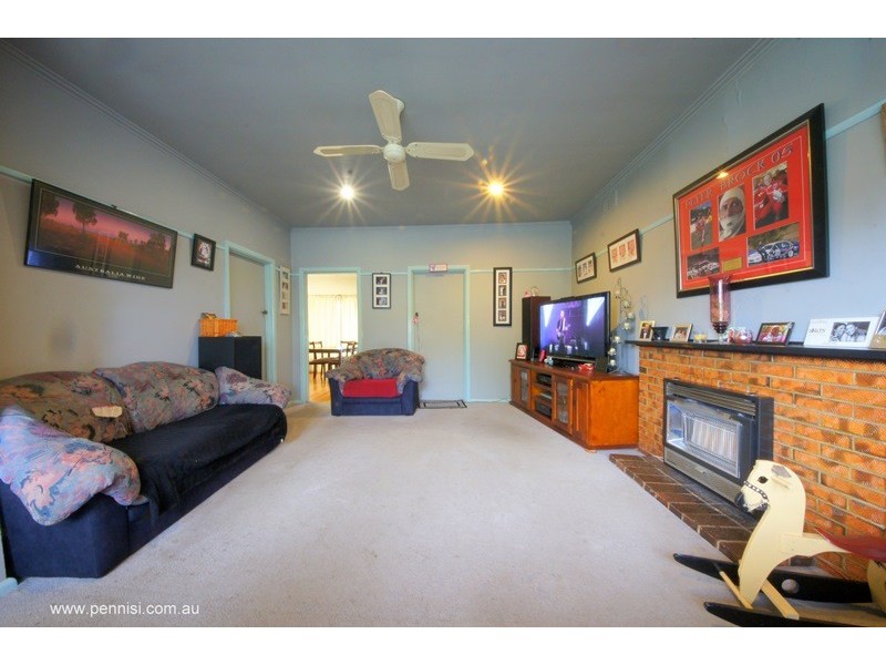 10 Etzel Street, Airport West VIC 3042