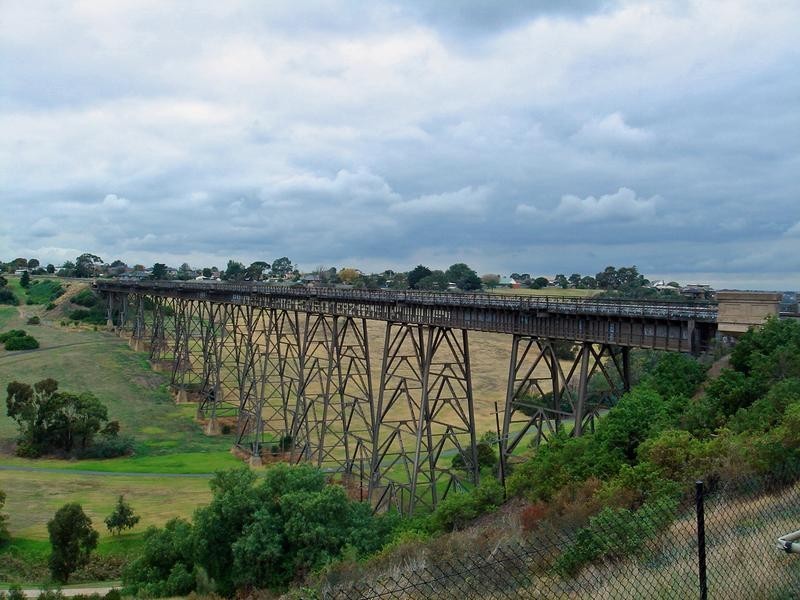 19 Balerno Circuit, Gowanbrae VIC 3043