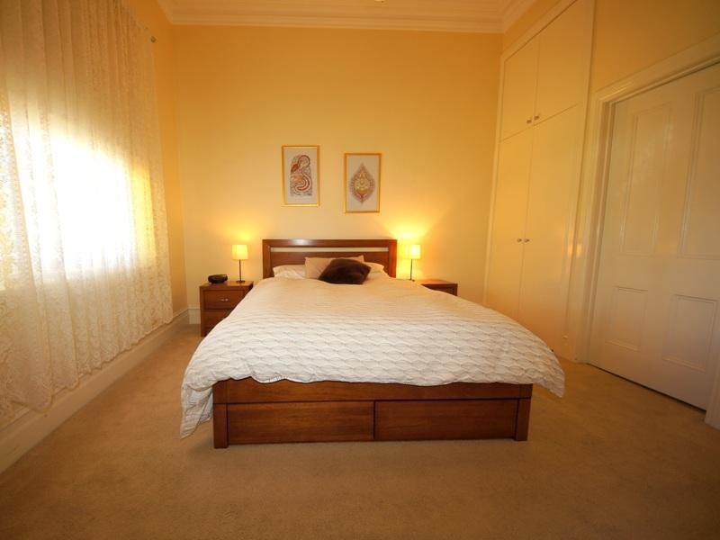 12 Grandison Street, Moonee Ponds VIC 3039