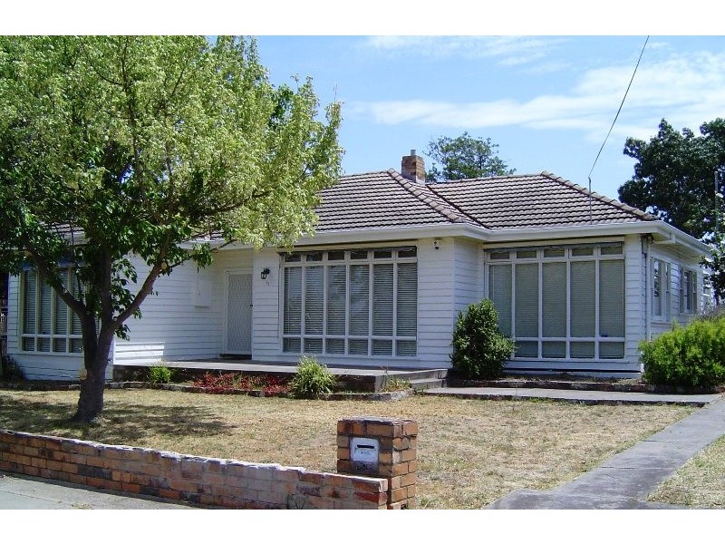 51 Garnet Street, Essendon West VIC 3040
