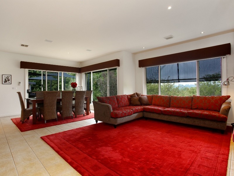 6 Erinvale Close, Gisborne VIC 3437