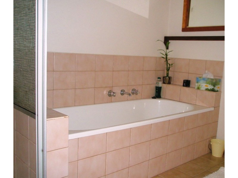 1/21 O’Shannassy St, Essendon North VIC 3041