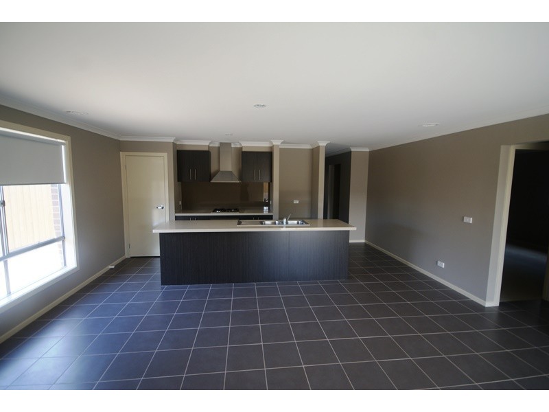 17 Watercolour Drive, Mernda VIC 3754