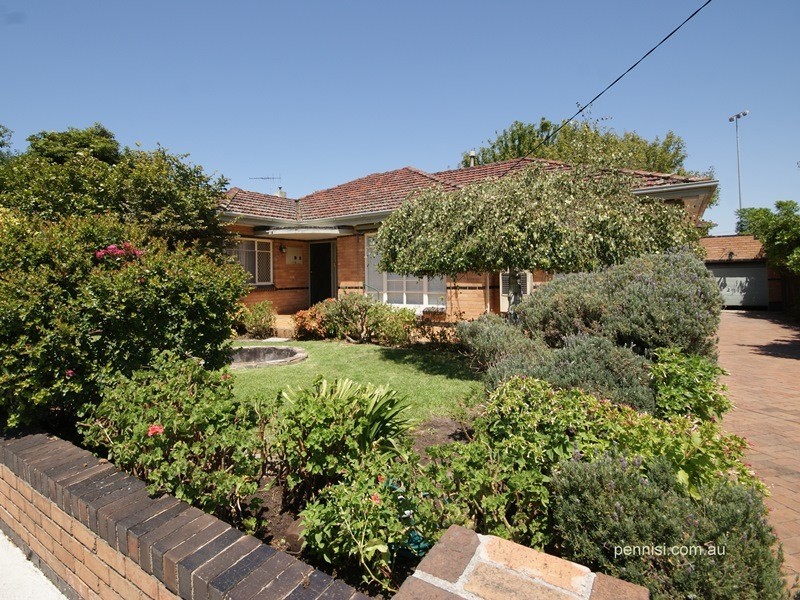 109 Melville Road, Pascoe Vale South VIC 3044