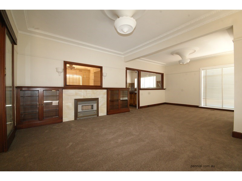 109 Melville Road, Pascoe Vale South VIC 3044