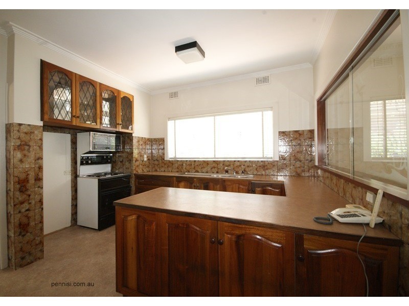 109 Melville Road, Pascoe Vale South VIC 3044