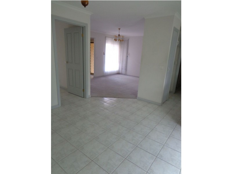 3/5 Argyll Street, Sydenham VIC 3037