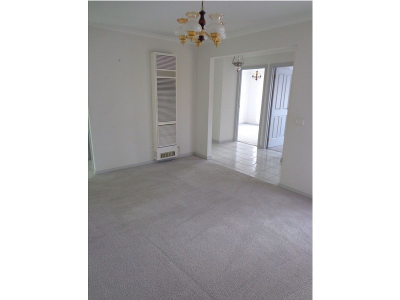 3/5 Argyll Street, Sydenham VIC 3037