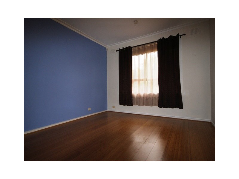 69 Barbara Crescent, Avondale Heights VIC 3034