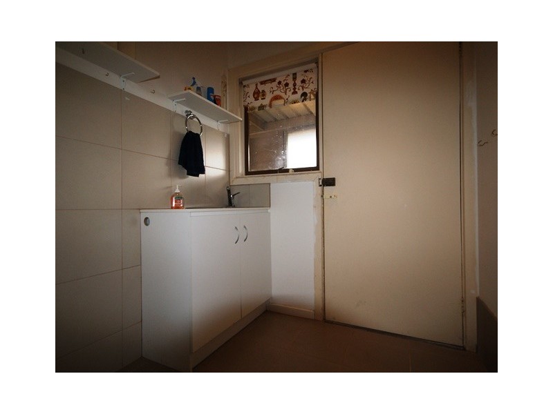 69 Barbara Crescent, Avondale Heights VIC 3034