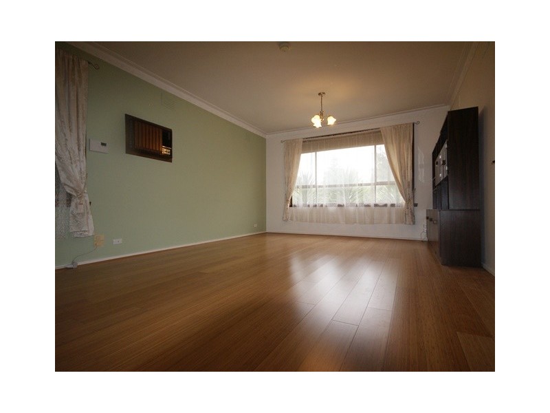 69 Barbara Crescent, Avondale Heights VIC 3034