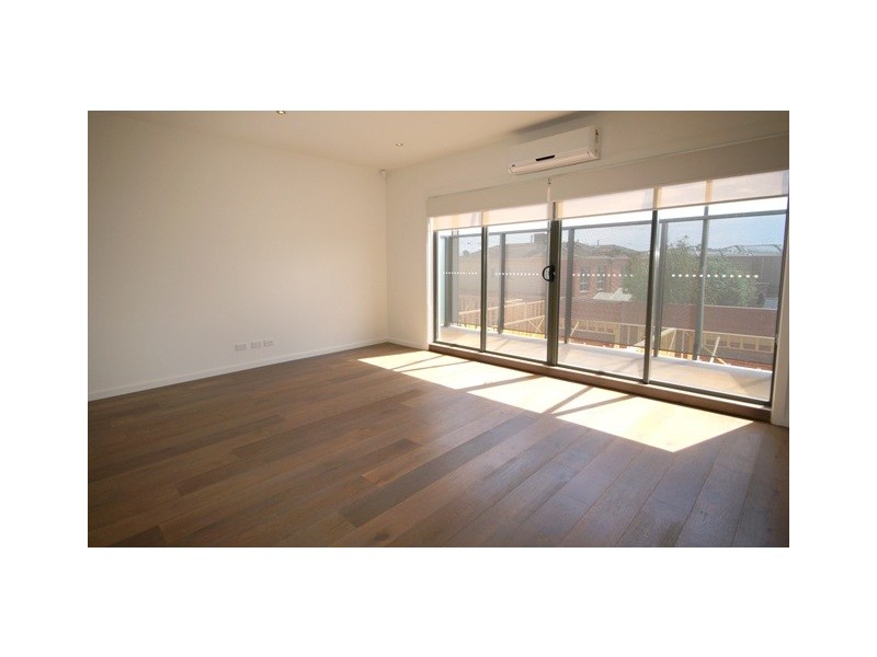 5/14 Leonard Crescent, Ascot Vale VIC 3032