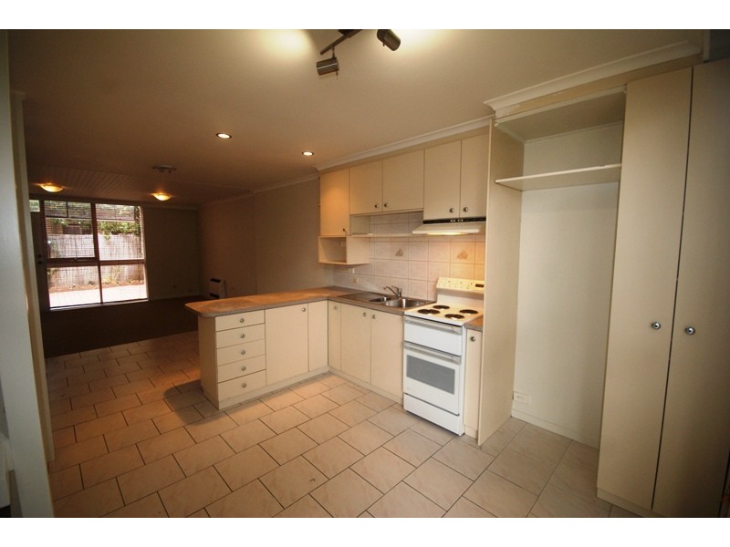 8/11 Grandview Avenue,, Maribyrnong VIC 3032