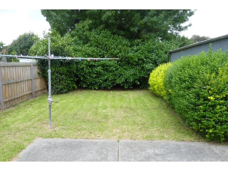 4 Karadoc Avenue, Pascoe Vale VIC 3044