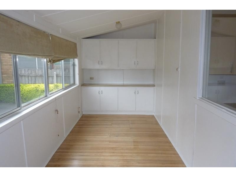 4 Karadoc Avenue, Pascoe Vale VIC 3044