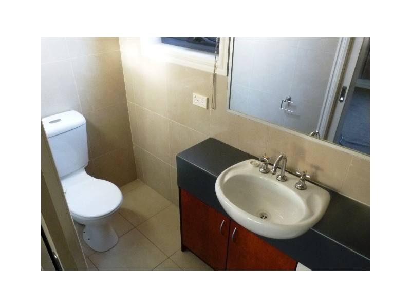 2/19 Florence Street, Coburg VIC 3058