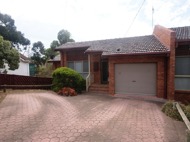 1/79 Newman Crescent, Niddrie VIC 3042