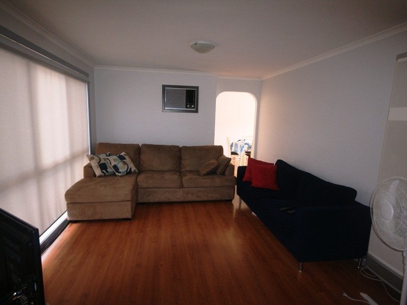 1/79 Newman Crescent, Niddrie VIC 3042