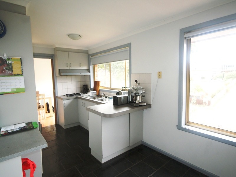 1/79 Newman Crescent, Niddrie VIC 3042