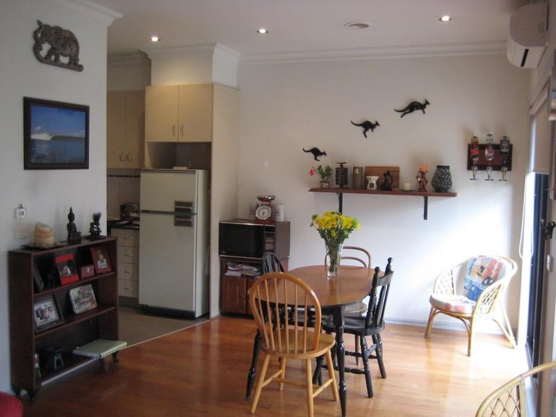 4/38-40 Gladstone Parade, Glenroy VIC 3046