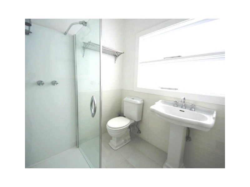 22 Caroline Street, Essendon VIC 3040