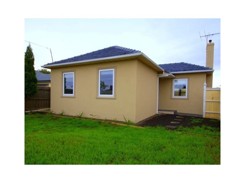 22 Caroline Street, Essendon VIC 3040