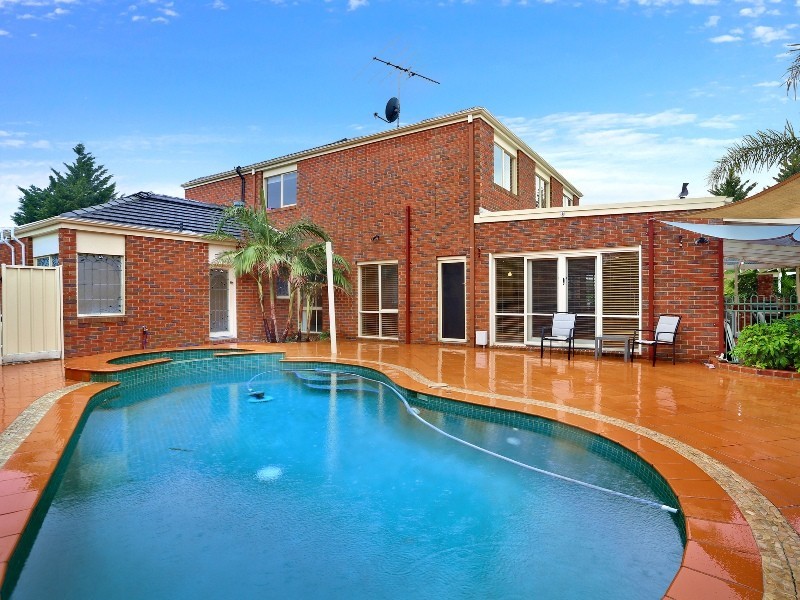 25 Inverness Mews, Greenvale VIC 3059