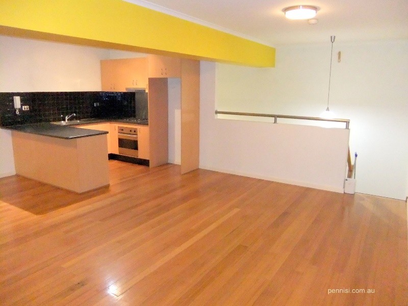 2/432 Moreland Road, Brunswick West VIC 3055