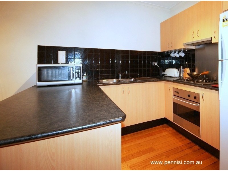 2/432 Moreland Road, Brunswick West VIC 3055