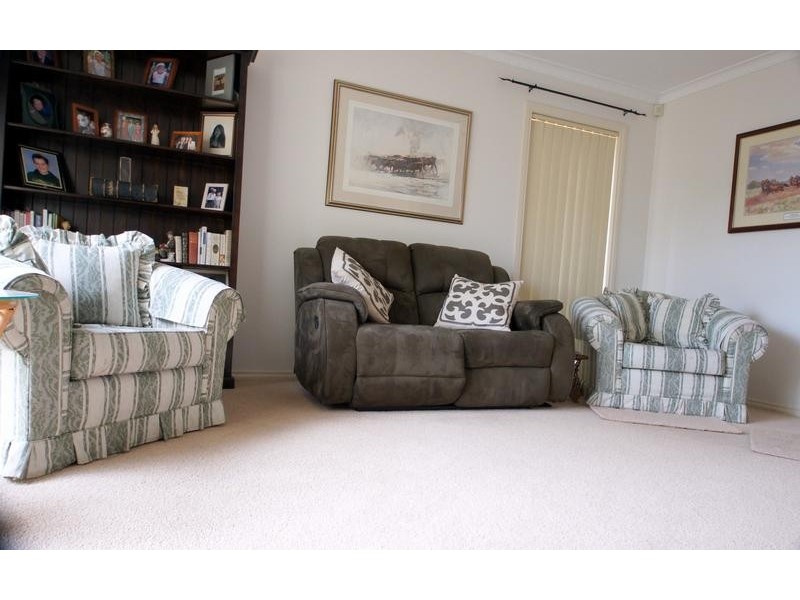 1/888 Old Calder Hwy, Keilor VIC 3036