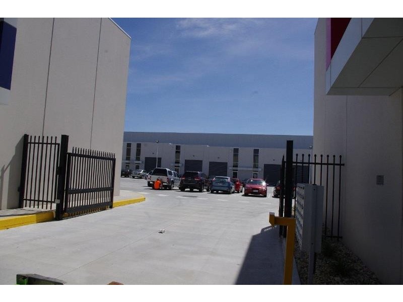 4/74 Thomsons Road, Keilor Park VIC 3042