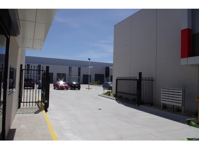 4/74 Thomsons Road, Keilor Park VIC 3042