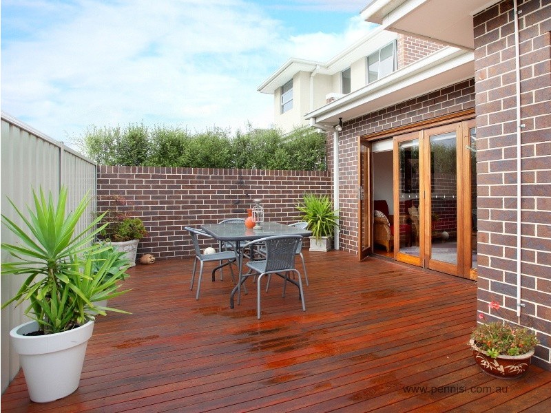 72 Quinn Grove, Keilor East VIC 3033