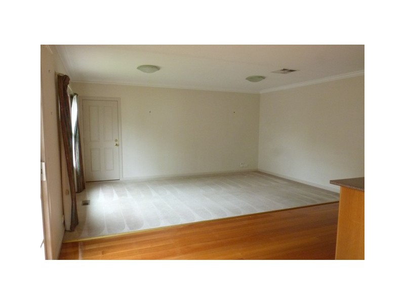 3/125 Bradshaw Street, Essendon VIC 3040