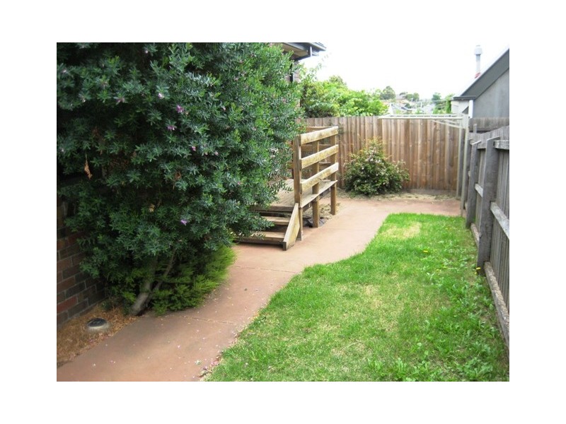 3/125 Bradshaw Street, Essendon VIC 3040