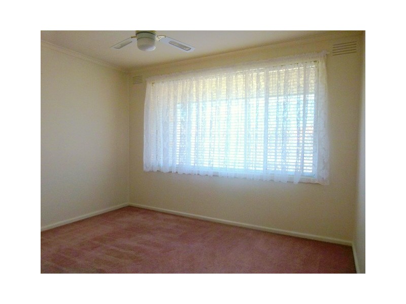 5/10 Oshannassy Street, Essendon North VIC 3041