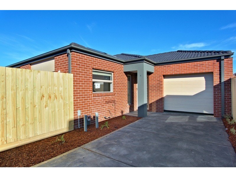 3/4 Anastasia Court, Hillside VIC 3037
