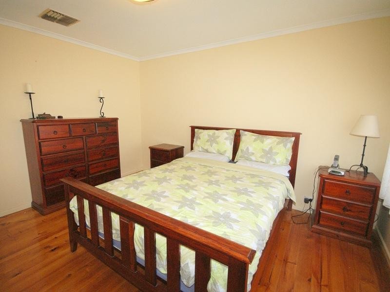 25 Calverton Road, Kealba VIC 3021