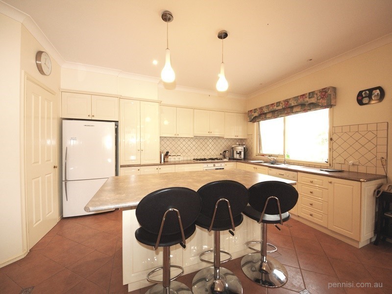 25 Inverness Mews, Greenvale VIC 3059